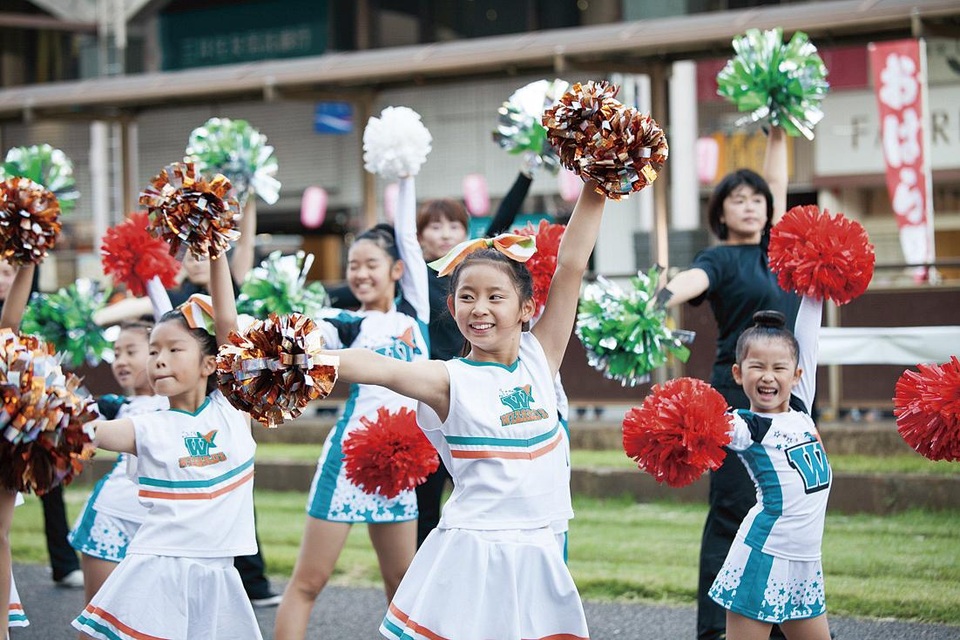 Màn biểu diễn dọc phố của 20.000 vũ công tại Nam Kyushu - 9