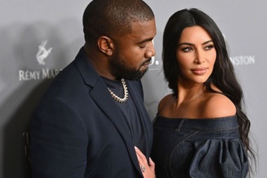 "Nhà giàu cũng khóc": Vì sao cặp vợ chồng "tỷ đô" bị đồn lục đục, rạn nứt?