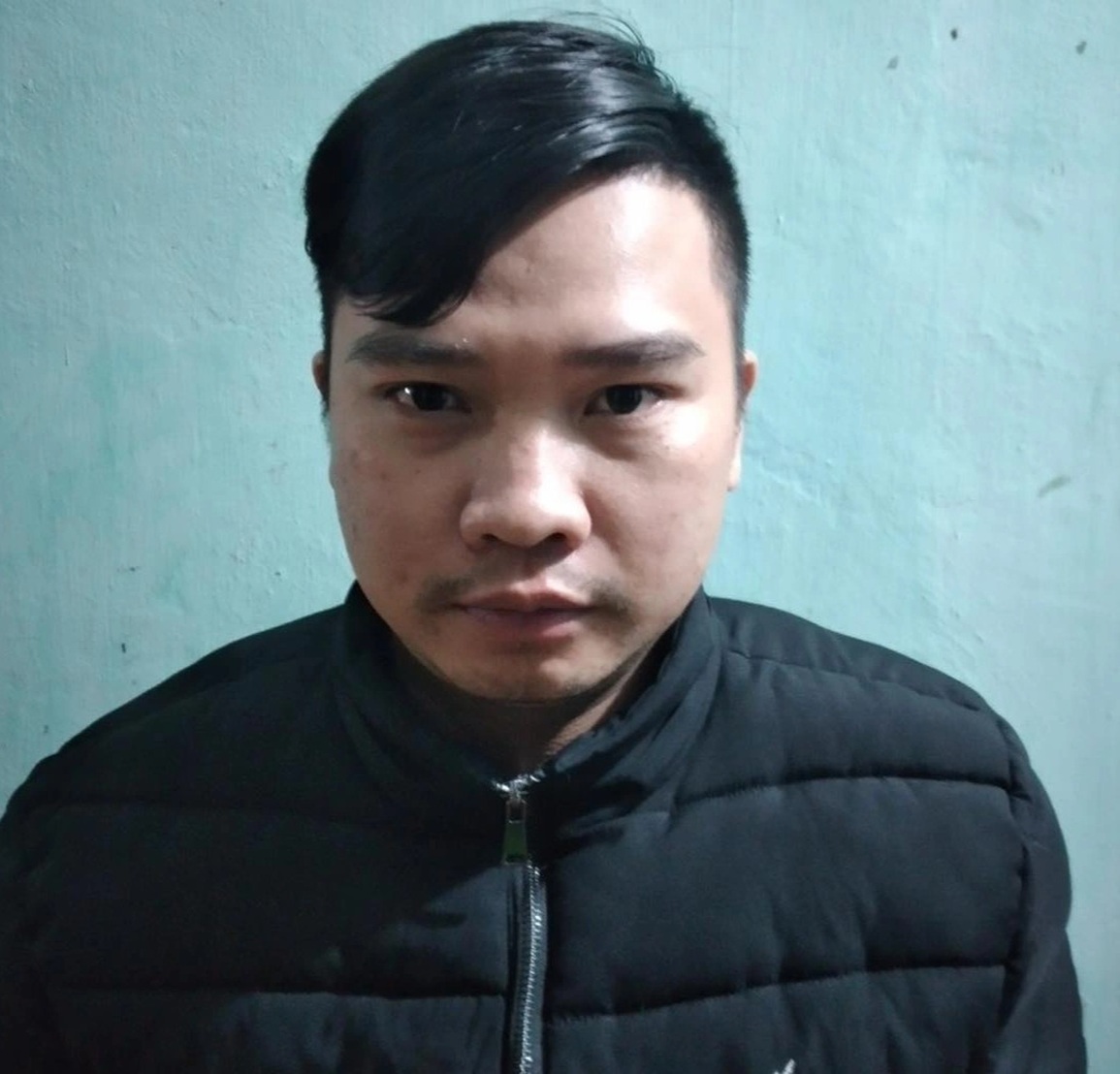 Bị đuổi khỏi công ty, gã trai vẫn lừa nửa tỷ đồng tiền cọc xe của khách - 1 Bị đuổi khỏi công ty, gã trai vẫn lừa nửa tỷ đồng tiền cọc xe của khách - 1