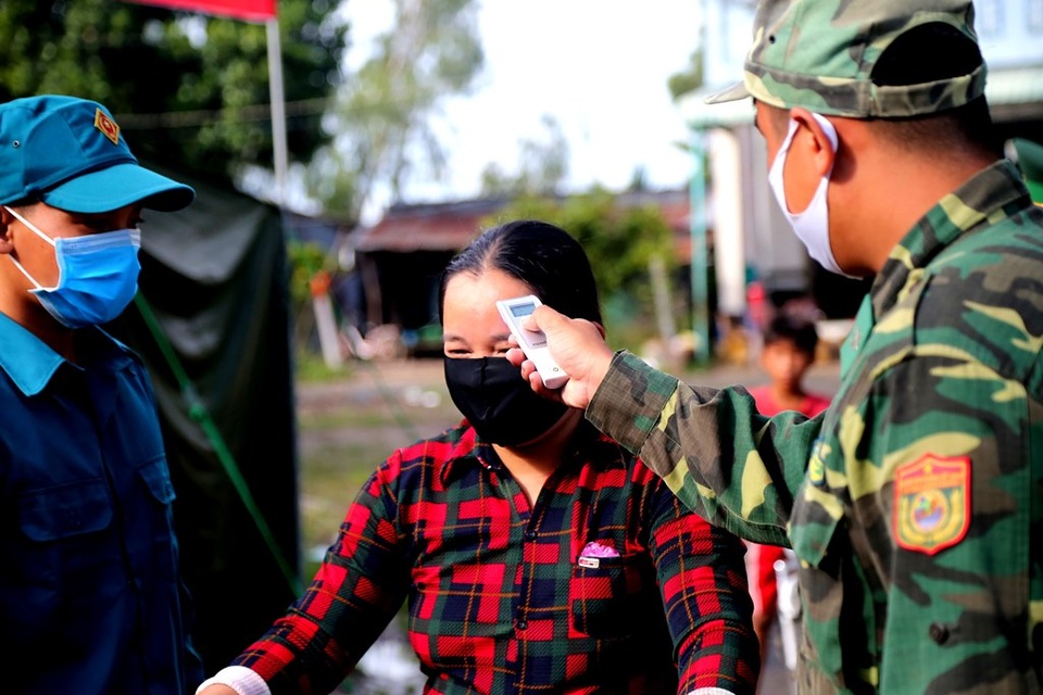 Những chiến sĩ Biên phòng ngày đêm căng mình chống Covid-19 - 1 Những chiến sĩ Biên phòng ngày đêm căng mình chống Covid-19 - 1