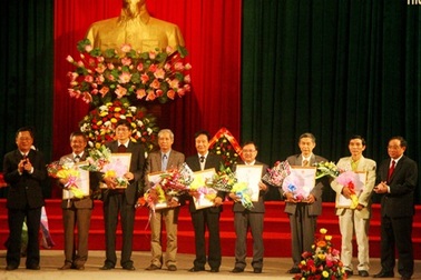 Trao Giải thưởng VHNT Cố đô cho 40 tác phẩm, công trình xuất sắc