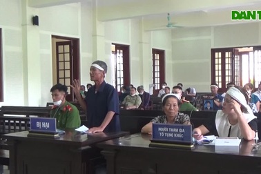 Xét xử kẻ giết tài xế taxi chấn động Nghệ An