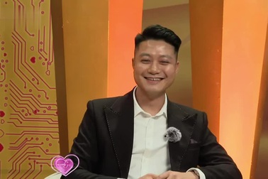 Rủ chàng trai hơn tuổi sinh con, cô gái phát hiện mình bị "dụ" ngược lại