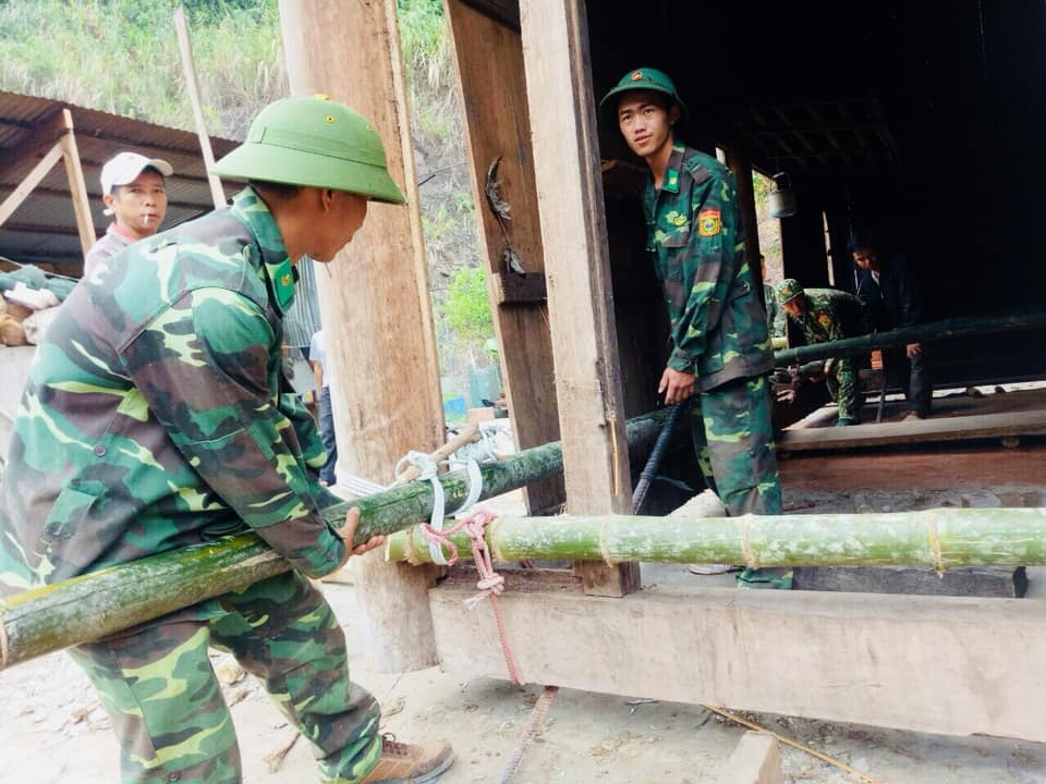 Hình ảnh người chiến sĩ biên phòng trên mọi mặt trận - 4 Hình ảnh người chiến sĩ biên phòng trên mọi mặt trận - 4