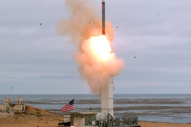 Mỹ thử tên lửa sau INF - “Phát súng khởi đầu” cho cuộc chạy đua vũ trang