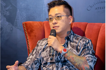 Liveshow có Tuấn Hưng bất ngờ bị dừng lại