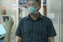 Thứ trưởng Y tế lý giải 3 lần xét nghiệm vẫn chưa khẳng định mắc Covid-19