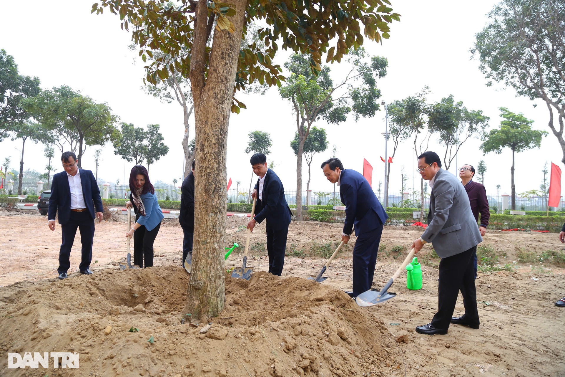 Những ngày làm việc sau cùng đầy ý nghĩa của lãnh đạo, cán bộ Bộ LĐ-TBXH - 9