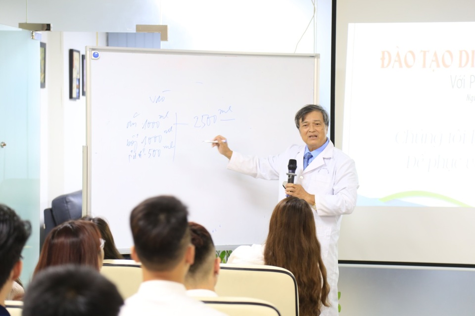 Giải pháp dinh dưỡng cho những vấn đề tiêu hóa của người cao tuổi - 1 Giải pháp dinh dưỡng cho những vấn đề tiêu hóa của người cao tuổi - 1