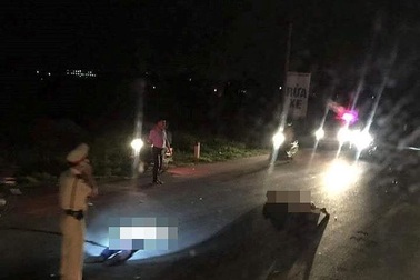 Một công an viên tông xe vào CSGT, cả 2 cùng trọng thương