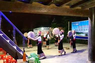 Công nhận 3 điểm du lịch cộng đồng ở miền Tây xứ Nghệ