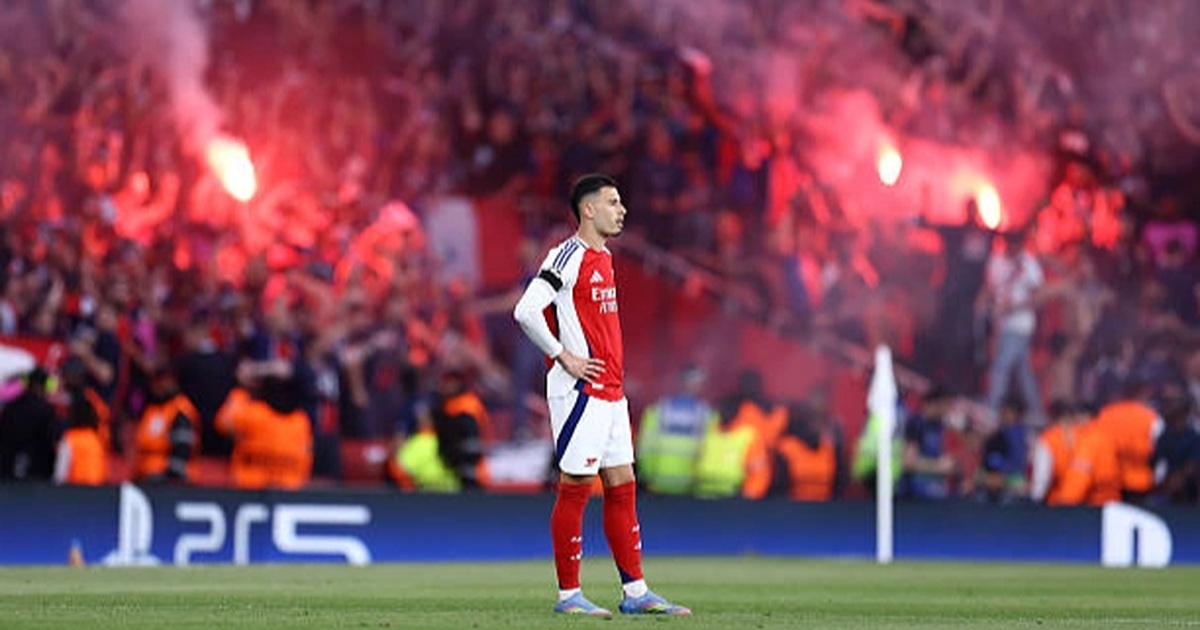 Cổ động viên Arsenal bị chỉ trích thậm tệ sau khi đội nhà thua PSG