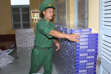 Biên phòng An Giang bắt vụ vận chuyển thuốc lá lậu qui mô từ trước đến nay