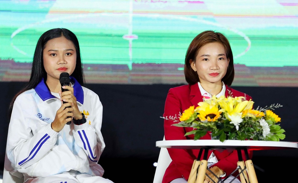 Nguyễn Thị Oanh nói về động lực vươn lên trên đường chạy điền kinh - 1 Nguyễn Thị Oanh nói về động lực vươn lên trên đường chạy điền kinh - 1