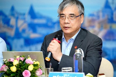 TS Trần Đình Thiên: "Muốn phê phán gì thì phải đặt trên bàn cân lợi ích"