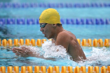 “Kình ngư” Trần Duy Khôi 1 ngày phá 2 kỷ lục quốc gia