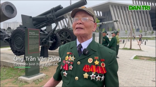 Bảo tàng Lịch sử Quân sự Việt Nam đông kín khách trong kỷ nghỉ lễ