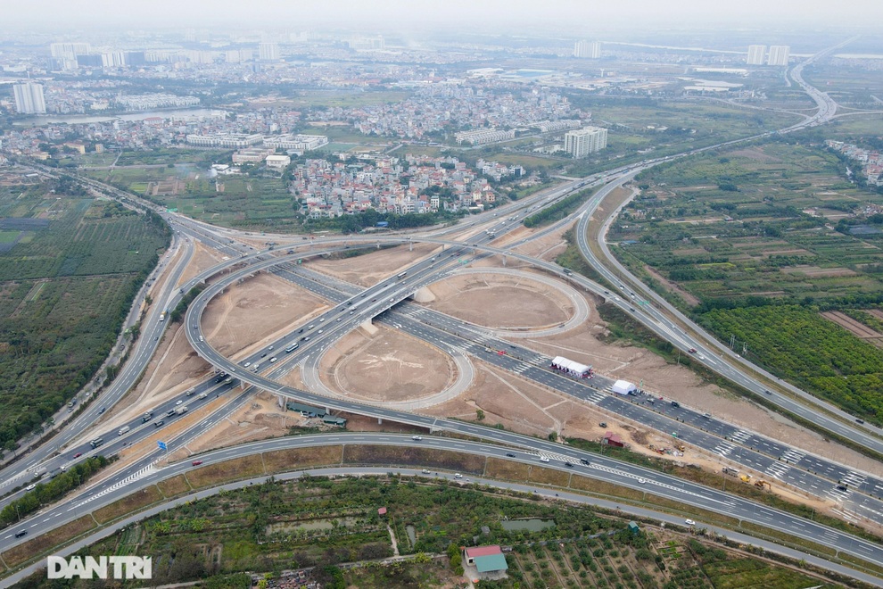 Hà Nội dành 650 nghìn tỷ đồng đầu tư công, ưu tiên phát triển giao thông - 2 Hà Nội dành 650 nghìn tỷ đồng đầu tư công, ưu tiên phát triển giao thông - 2