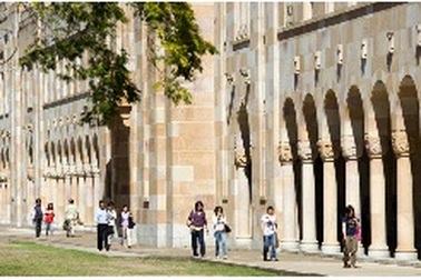 Nhập học đại học Macquarie tốp trường hàng đầu