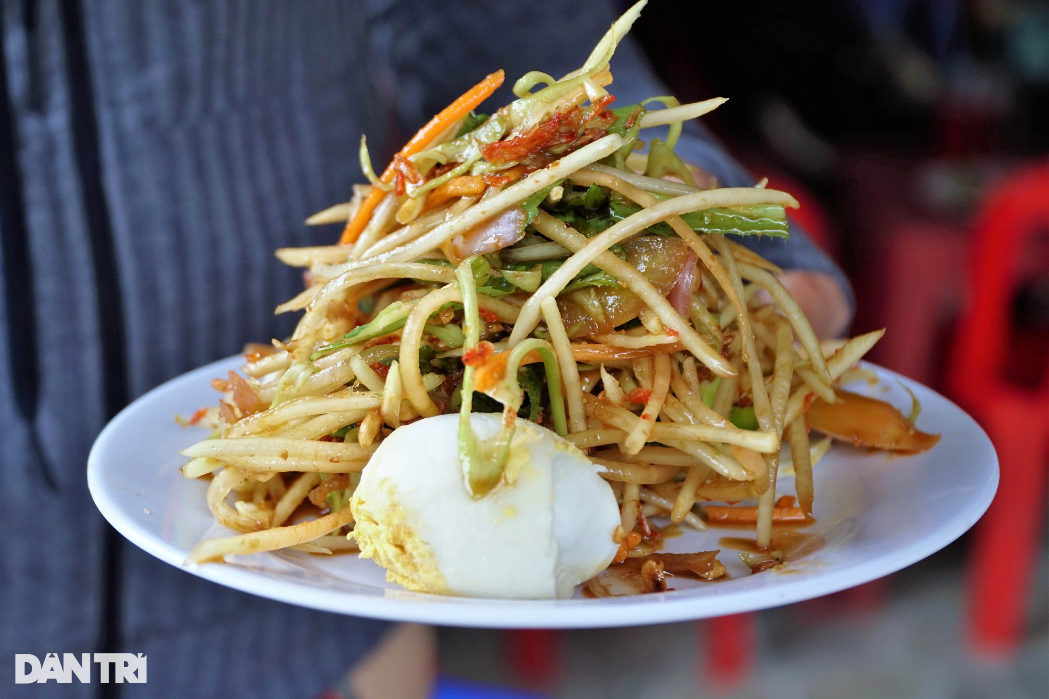 Về An Giang thưởng thức đu đủ đâm siêu ngon, bán cả nghìn đĩa mỗi ngày - 3