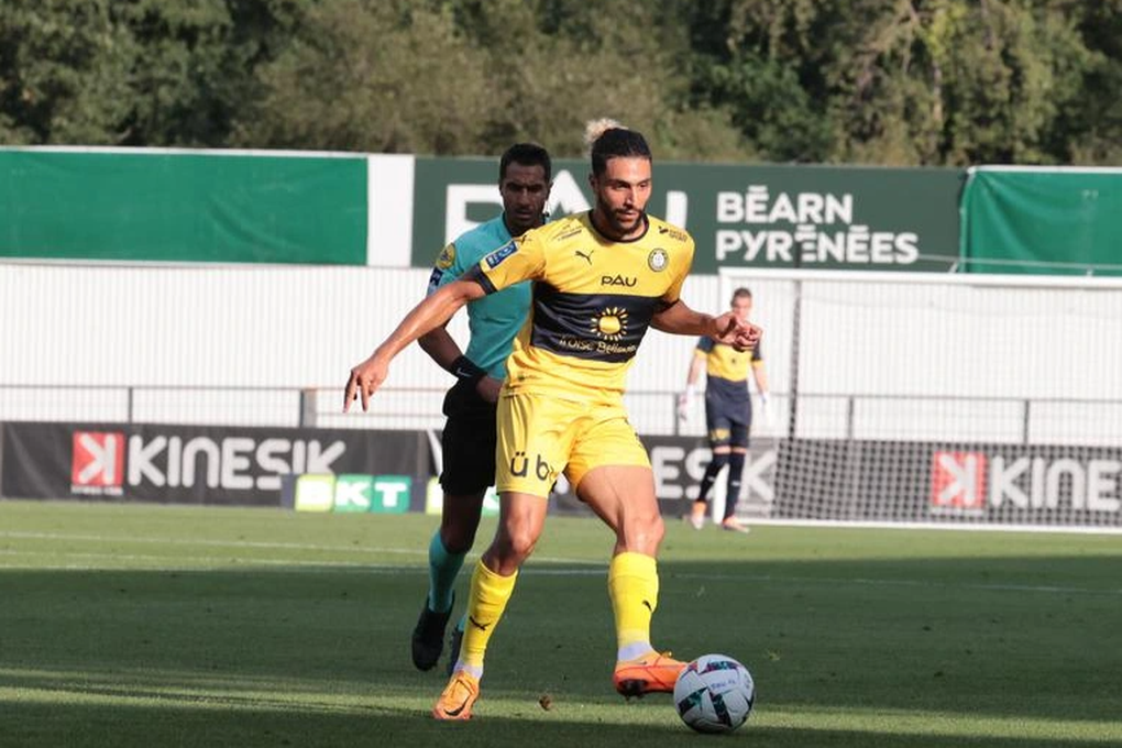 Quang Hải kiến tạo thành bàn, Pau FC đại thắng đội bóng hạng 5 Pháp - 2 Quang Hải kiến tạo thành bàn, Pau FC đại thắng đội bóng hạng 5 Pháp - 2