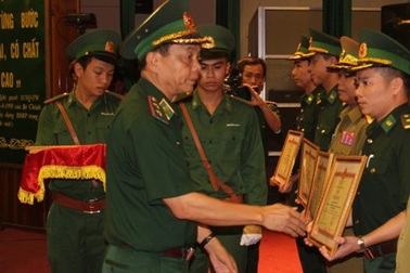 Thủ tướng, Bộ Quốc phòng khen thưởng Ban chuyên án bắt 5,5 tấn ma túy