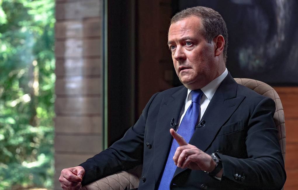Ông Medvedev: EU mất tự chủ chính trị ngay tại châu Âu - 1 Ông Medvedev: EU mất tự chủ chính trị ngay tại châu Âu - 1