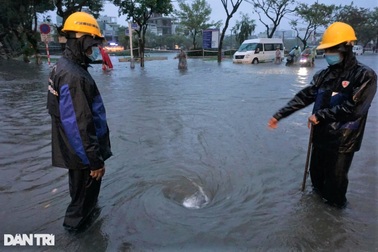 Lo ngại ngập úng do ảnh hưởng mưa bão, Đà Nẵng chỉ đạo hạ mực nước hồ