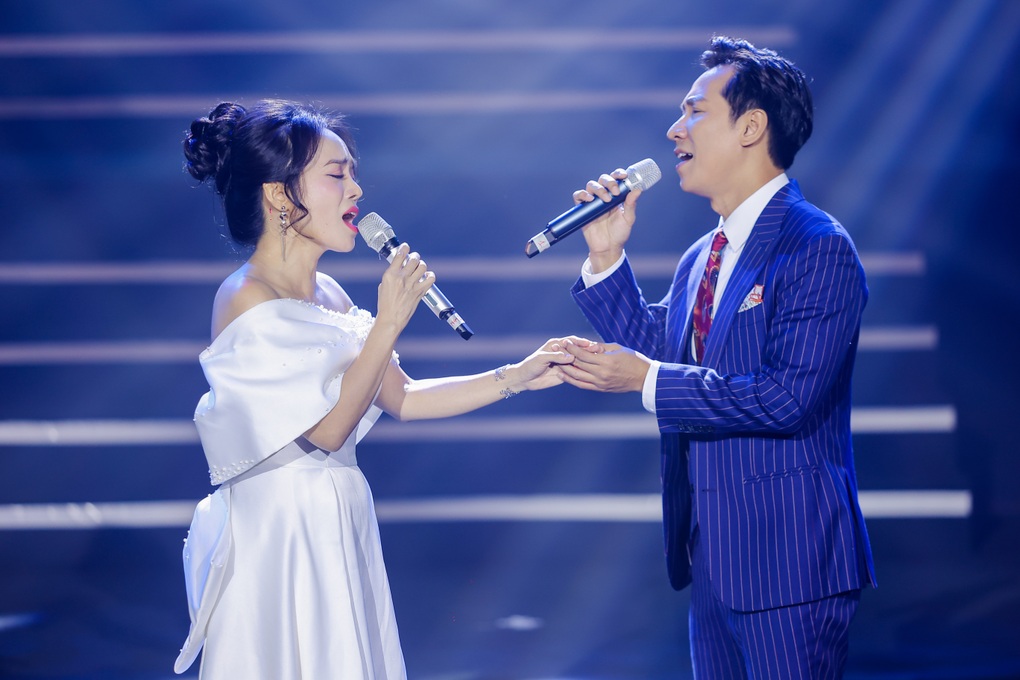 Thầy và trò Học viện Âm nhạc Quốc gia biểu diễn tri ân ngày Nhà giáo - 4 Thầy và trò Học viện Âm nhạc Quốc gia biểu diễn tri ân ngày Nhà giáo - 4