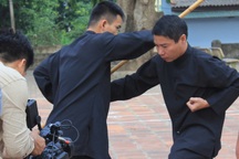 Diễn viên đóng thế Công Lý bị đao chém trúng tay phải khâu 10 mũi