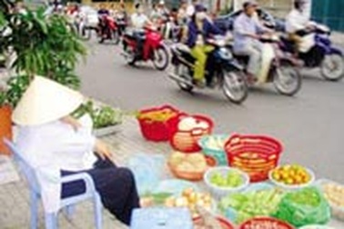 Hà Nội: Thí điểm thu phí sử dụng hè phố