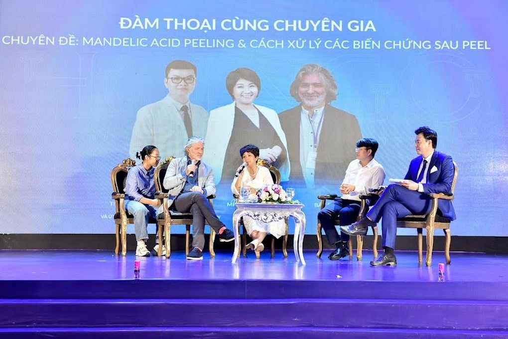 Hội ngộ Juliette Armand 2022 - hành trình 7 năm của những nhà trị liệu da thông thái - 2 Hội ngộ Juliette Armand 2022 - hành trình 7 năm của những nhà trị liệu da thông thái - 2