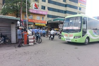 Bến có đủ thẩm quyền xử lý nhà xe cò mồi, chèo kéo khách?