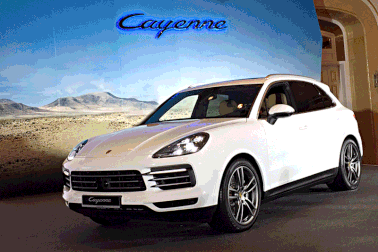 Porsche Cayenne thế hệ mới khởi điểm từ 4,54 tỉ đồng