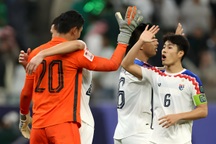 Kiên cường cầm hòa Saudi Arabia, Thái Lan làm nên lịch sử ở Asian Cup