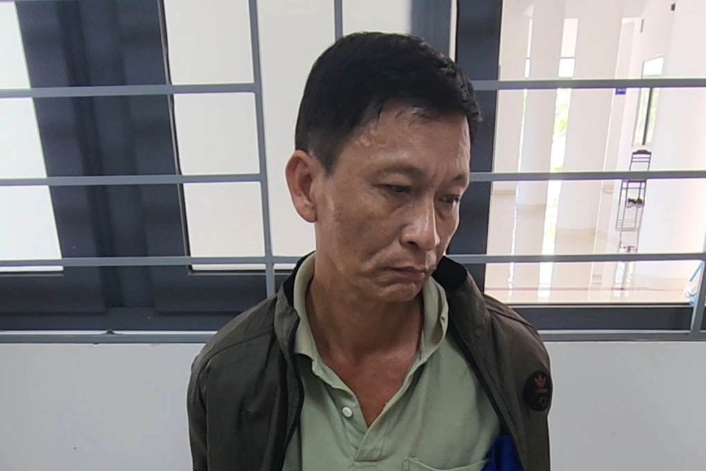Bắt khẩn cấp nghi phạm đâm chết 2 người vì ghen tuông với vợ cũ - 1 Bắt khẩn cấp nghi phạm đâm chết 2 người vì ghen tuông với vợ cũ - 1