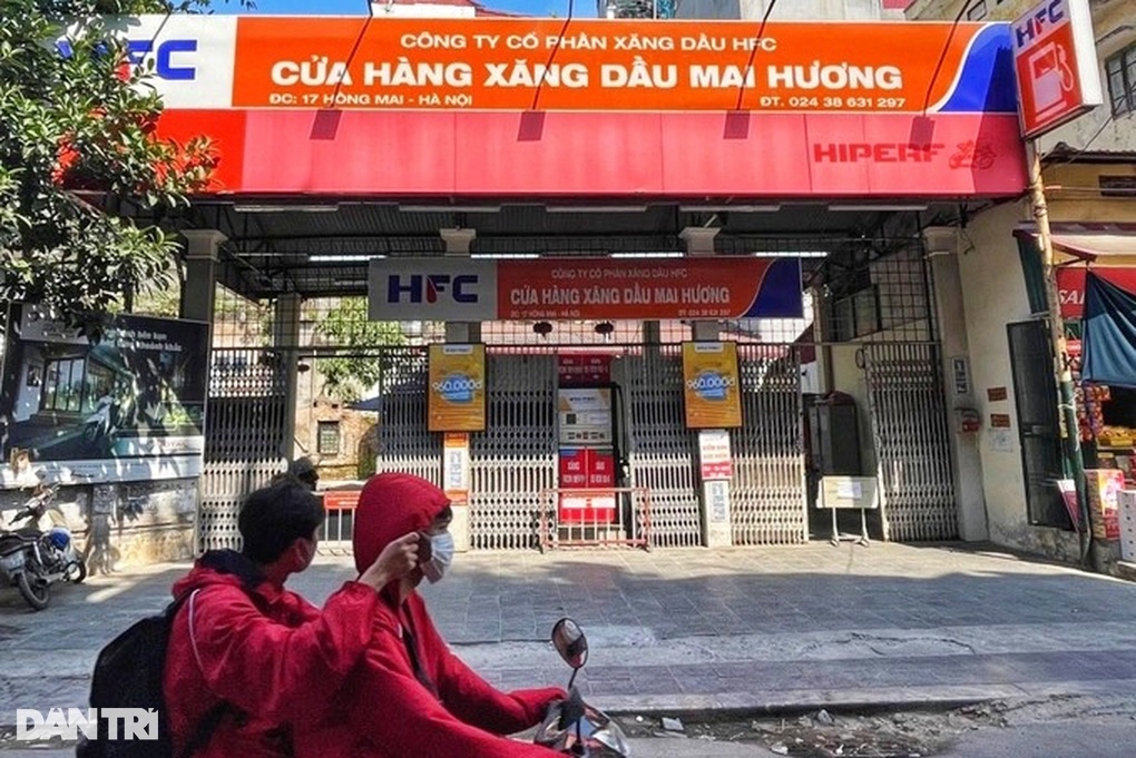 Hà Nội chỉ đạo tăng tần suất xe téc tiếp tế xăng dầu - 1 Hà Nội chỉ đạo tăng tần suất xe téc tiếp tế xăng dầu - 1