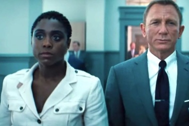 Nữ diễn viên da màu vào vai điệp viên 007 bình thản đối diện chỉ trích