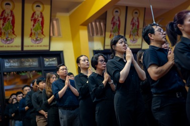 Hàng trăm tăng ni, phật tử TPHCM viếng Trưởng lão Hòa thượng Thích Trí Tịnh