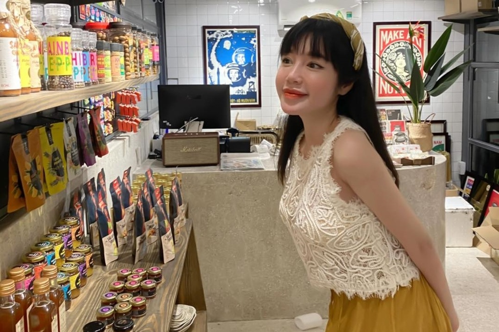 Elly Trần: Tôi không sợ đàn ông, nhưng không muốn chấp nhận ai lúc này - 3 Elly Trần: Tôi không sợ đàn ông, nhưng không muốn chấp nhận ai lúc này - 3