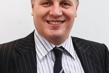 Dịch vụ khoán việc và cho thuê lại lao động: Xu hướng trong quản trị nguồn lực