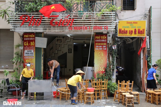 Nhà hàng quán ăn ở Hà Nội cháy hàng giao về, dừng đón khách từ 12h trưa - 9 Nhà hàng quán ăn ở Hà Nội cháy hàng giao về, dừng đón khách từ 12h trưa - 9