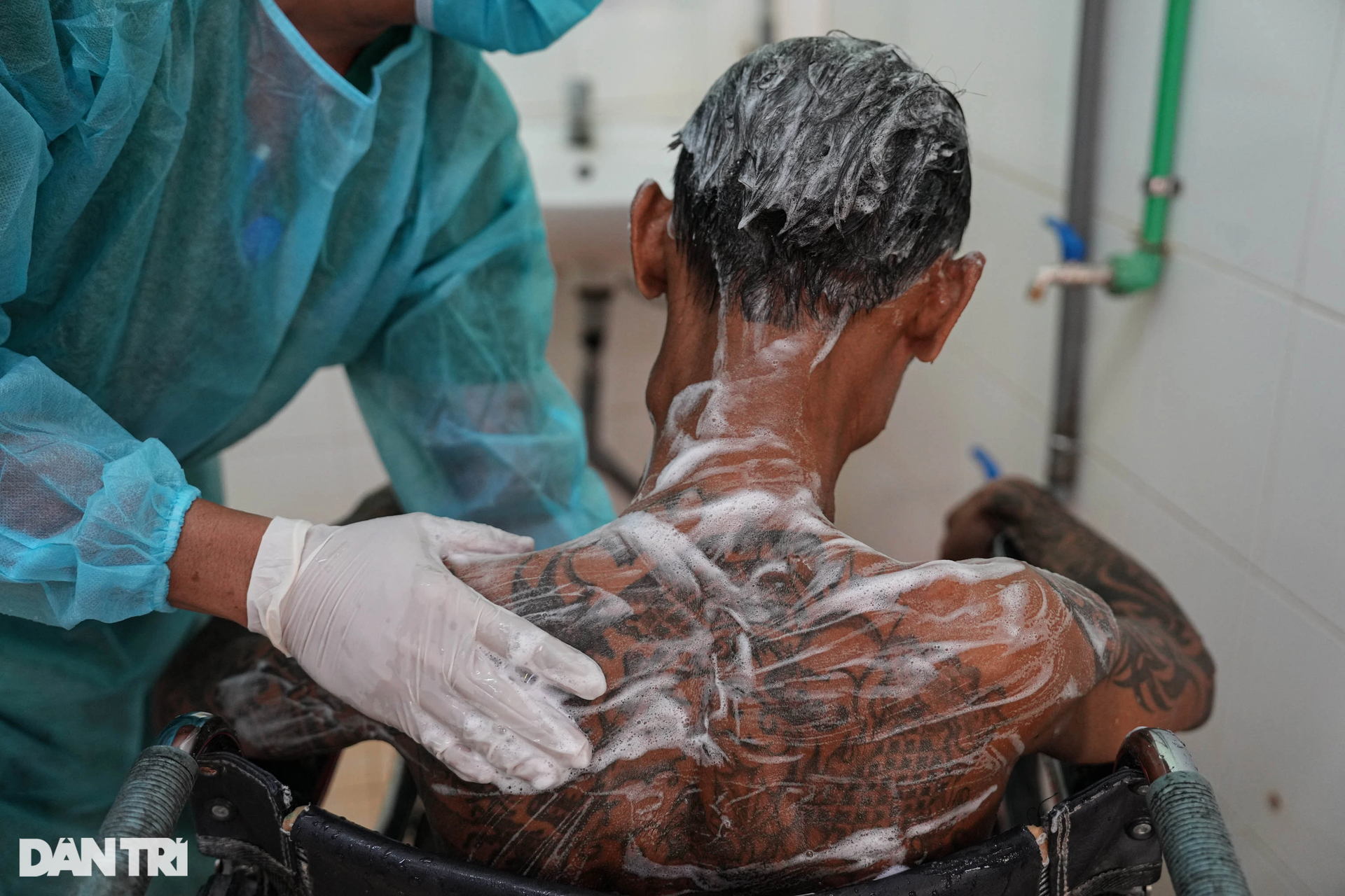 Ngôi nhà cuối cùng của bệnh nhân AIDS - 1 Ngôi nhà cuối cùng của bệnh nhân AIDS - 1