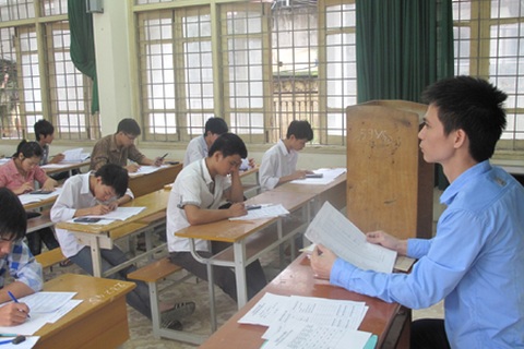 6 thí sinh bị đình chỉ trong buổi thi đầu tiên