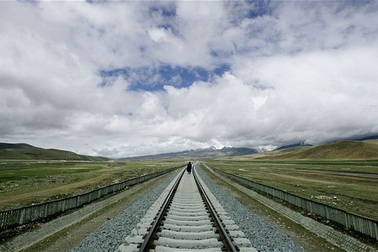 Trung Quốc xây tuyến đường sắt chiến lược gần biên giới Ấn Độ 