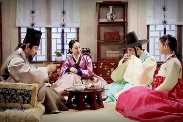 Kim Soo Hyun, Han Ga In tái ngộ khán giả