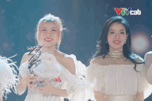 Chung kết "Đạp gió": Trang Pháp chiến thắng, Mỹ Linh là "Chị đẹp của năm"