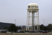 FBI "giăng bẫy" bắt sống kẻ đánh bom căn cứ quân sự Mỹ