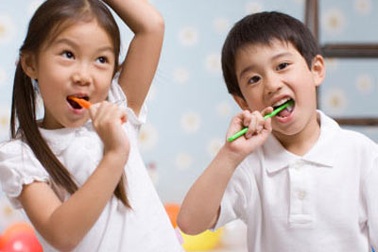 Sâu răng sữa không cần điều trị?