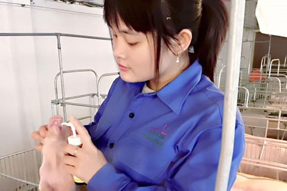 Kỹ sư 4 lạng thịt và cái kính hiển vi của Bộ trưởng - 1 Kỹ sư 4 lạng thịt và cái kính hiển vi của Bộ trưởng - 1